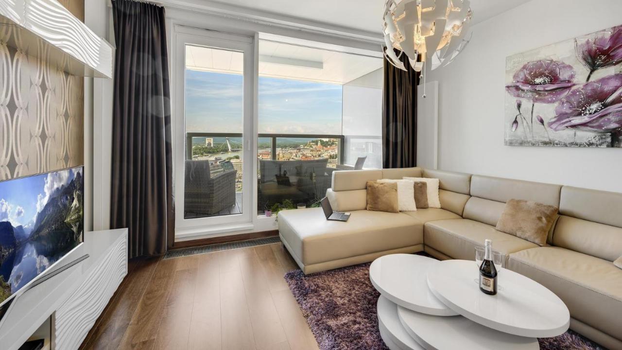 Panorama - Sunset And Castle View, 22Nd Floor, Garage, Ac Apartment Bratislava Exterior photo