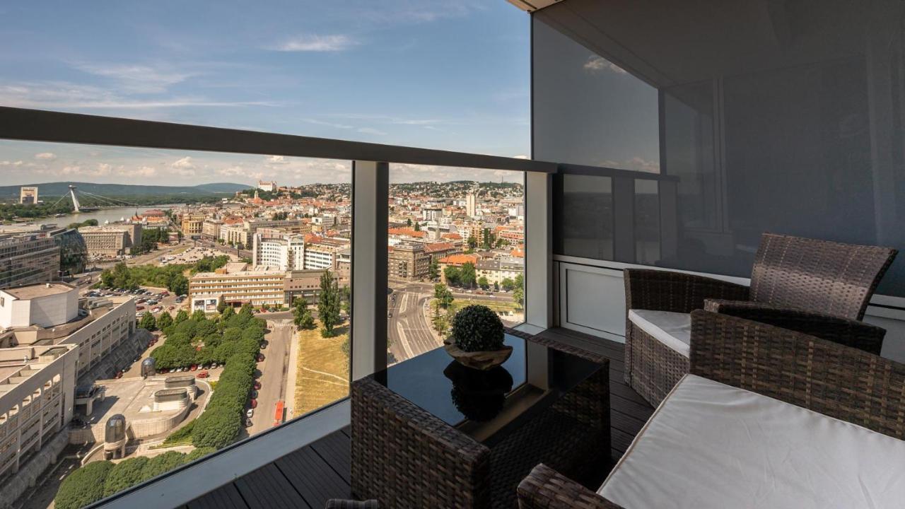 Panorama - Sunset And Castle View, 22Nd Floor, Garage, Ac Apartment Bratislava Exterior photo